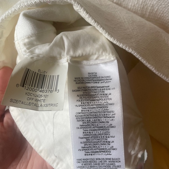 BCBG Max Azria - White Textured "Elley" Peplum Tank W/ Cutout - Picture 3 of 5